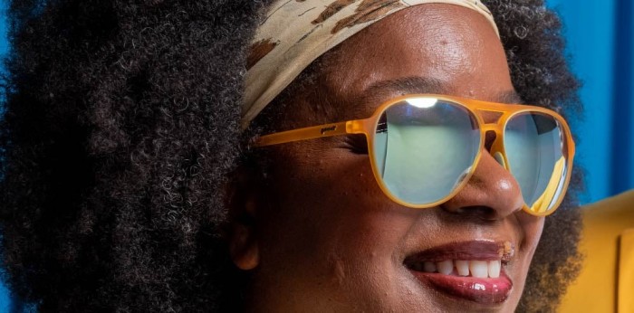 CHESSY FLIGHT ATTENDANT - Image 3