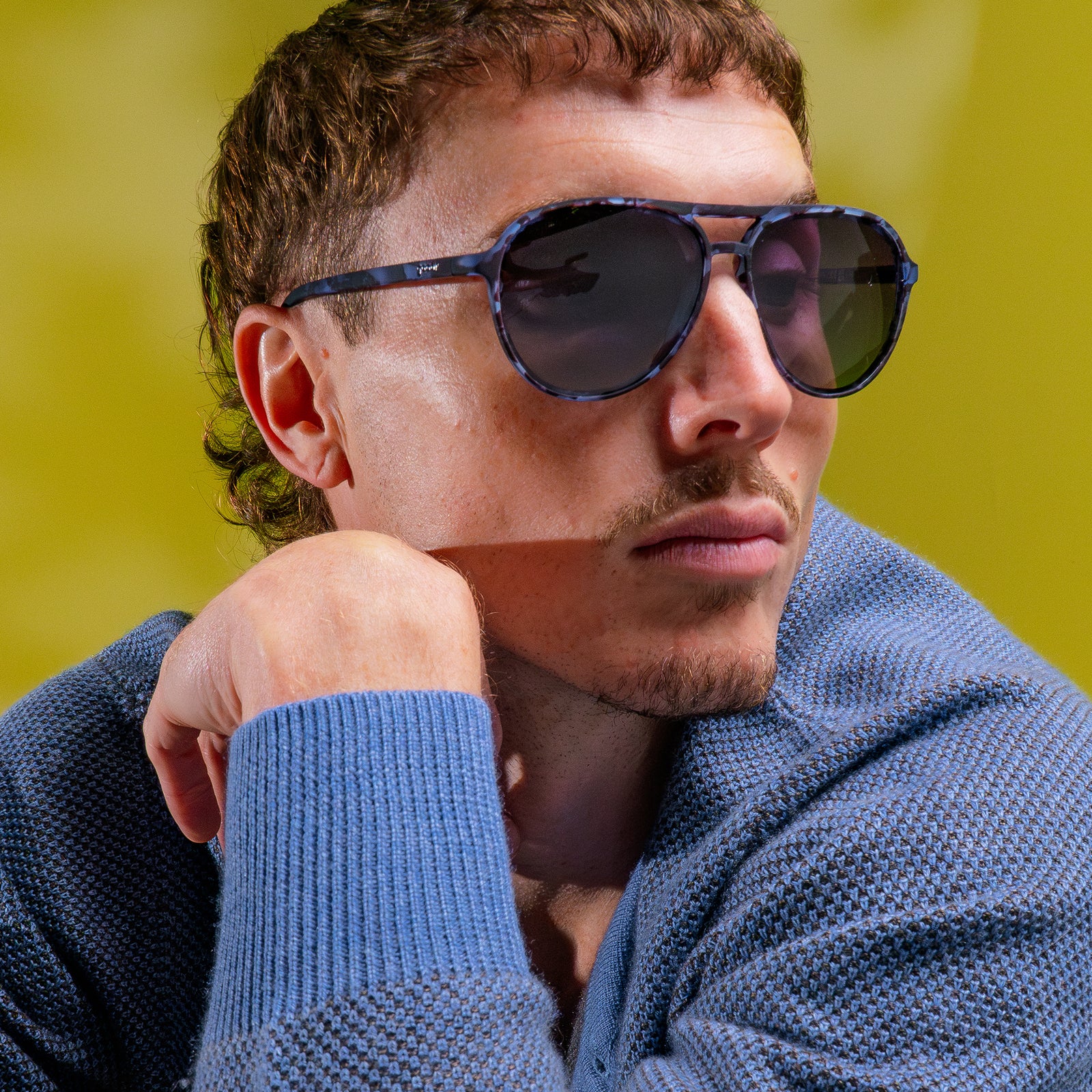 Eye Contact Avoiders - Image 5